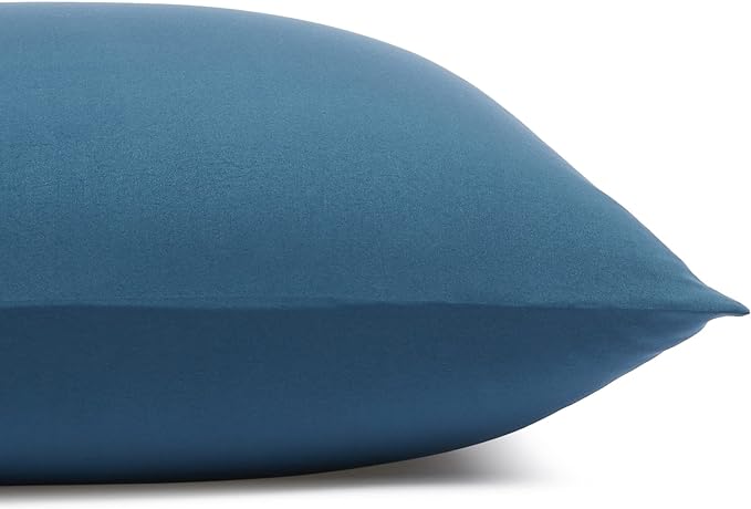 Amazon Basics Lightweight Breathable Brushed Microfiber 3-Piece Bed Sheet Set - Image 5