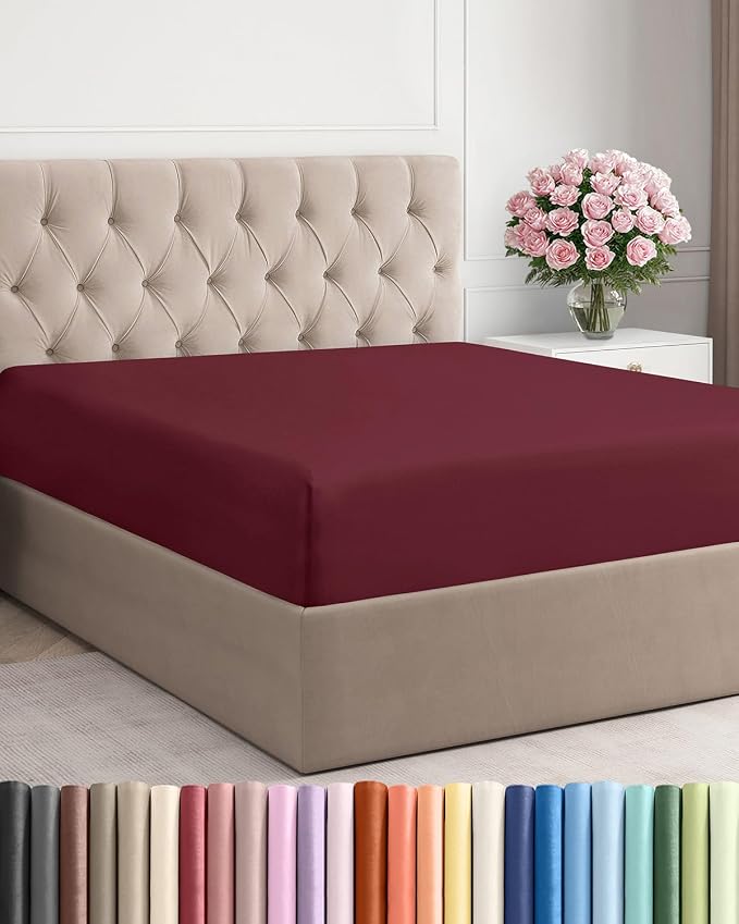 King Fitted Bed Sheet by CGKUnlimited