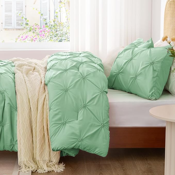 BEDELITE Sage Green King Size Comforter Set - Image 3