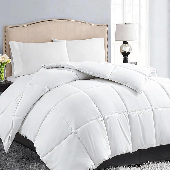 EASELAND Down Alternative Comforter King Size by EASELAND
