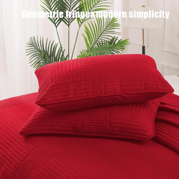 Whale Flotilla Ultra Soft King Quilt Bedding Set, Lightweight Microfiber Red - Image 6