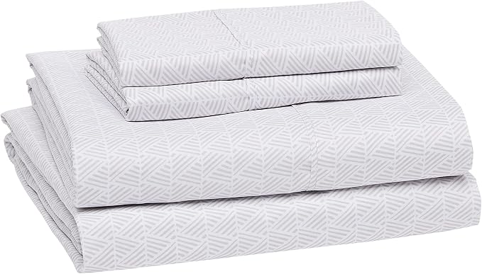 Amazon Basics Lightweight Super Soft, Wrinkle Free, Wrinkle Resistant - Image 2