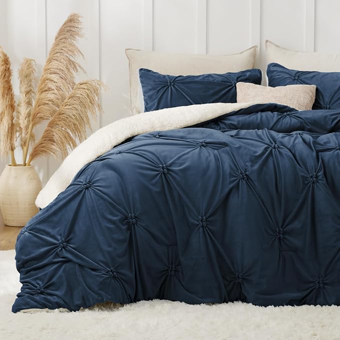 BEDELITE Pintuck Fluffy Twin Comforter Set by BEDELITE
