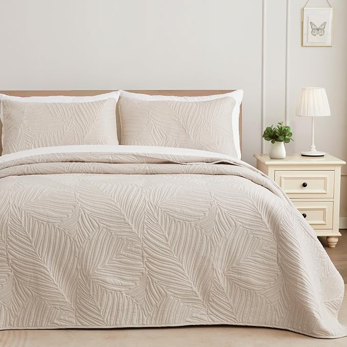 Exclusivo Mezcla California King Quilt Bedding Set, Lightweight Brich Beige by ExclusivoMezcla
