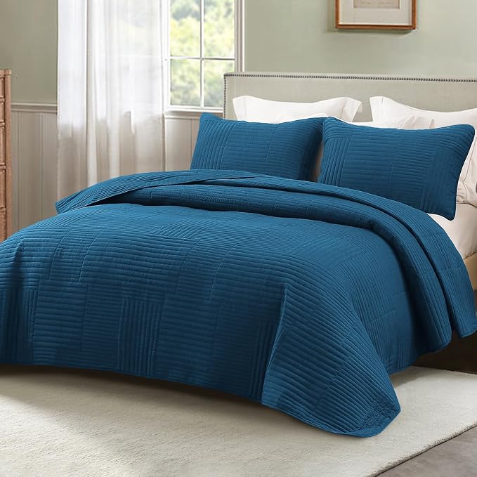 Whale Flotilla Ultra Soft King Quilt Bedding Set, Lightweight Microfiber Blue by WHALEFLOTILLA
