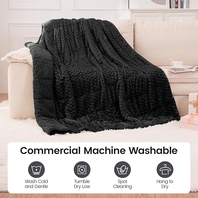 Super Soft Luxury Fleece Sherpa Weighted Blanket 15lbs - Image 6