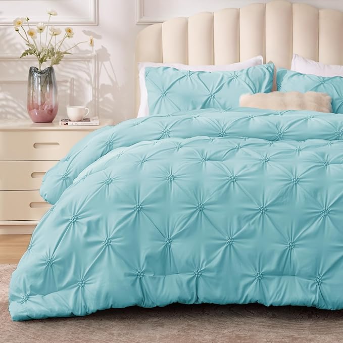 BEDELITE Macaron Blue Twin Comforter Set by BEDELITE
