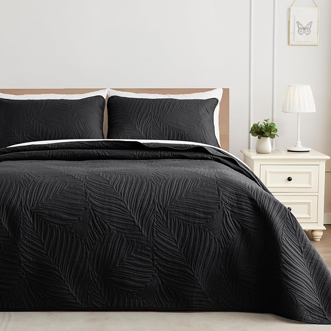 Exclusivo Mezcla Queen Quilt Bedding Set, Lightweight Black Quilts Queen Full by ExclusivoMezcla