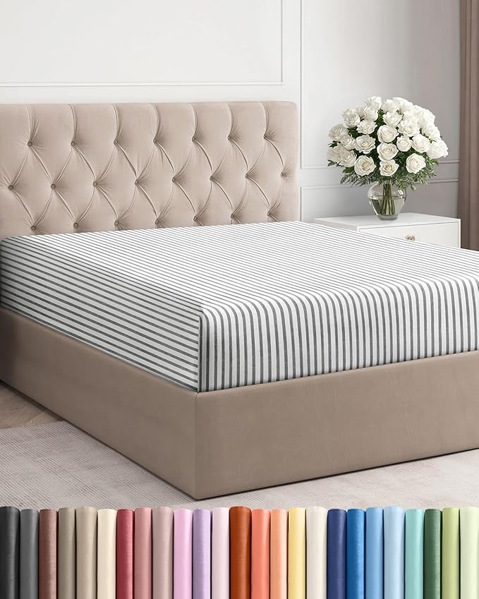 Queen Fitted Bed Sheet by CGKUnlimited