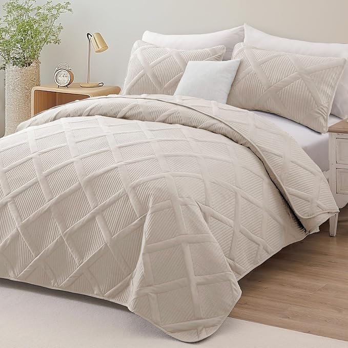 Exclusivo Mezcla King Quilt Set- Brich Beige Quilts Bedding Set - Image 2