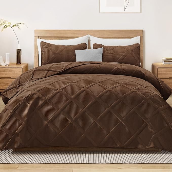 Exclusivo Mezcla King Quilt Set- Brown Quilts Bedding Set by ExclusivoMezcla