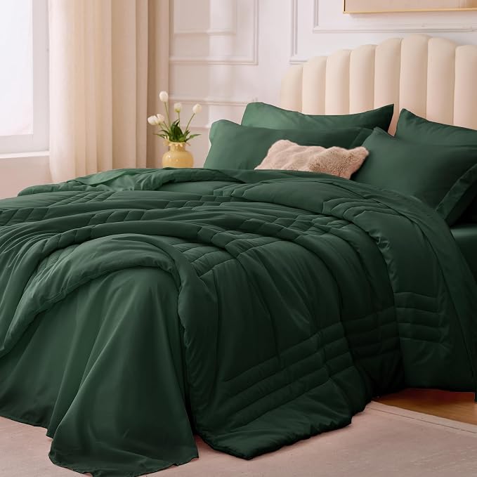 Full Comforter Set Emerald Green by Velorose