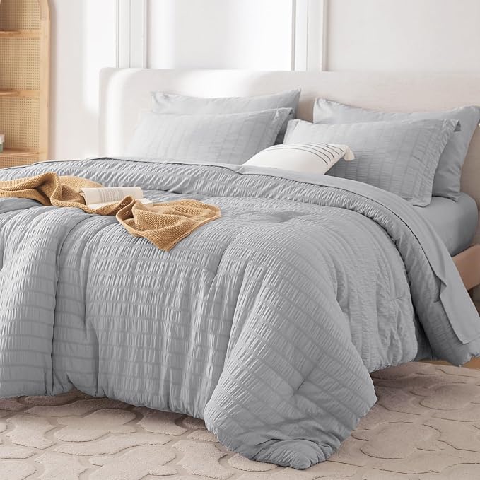 MUXHOMO 5 Pieces Twin XL Comforter Set, Seersucker Bed in a Bag Twin XL Size by MUXHOMO