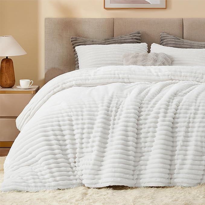 BEDELITE Fleece Queen Comforter Set -Super Soft & Warm Fluffy Bright White by BEDELITE