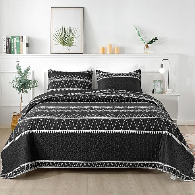 Andency Black Oversized Super King Plus Quilt Set, 3 Pieces Boho Lightweight by Andency