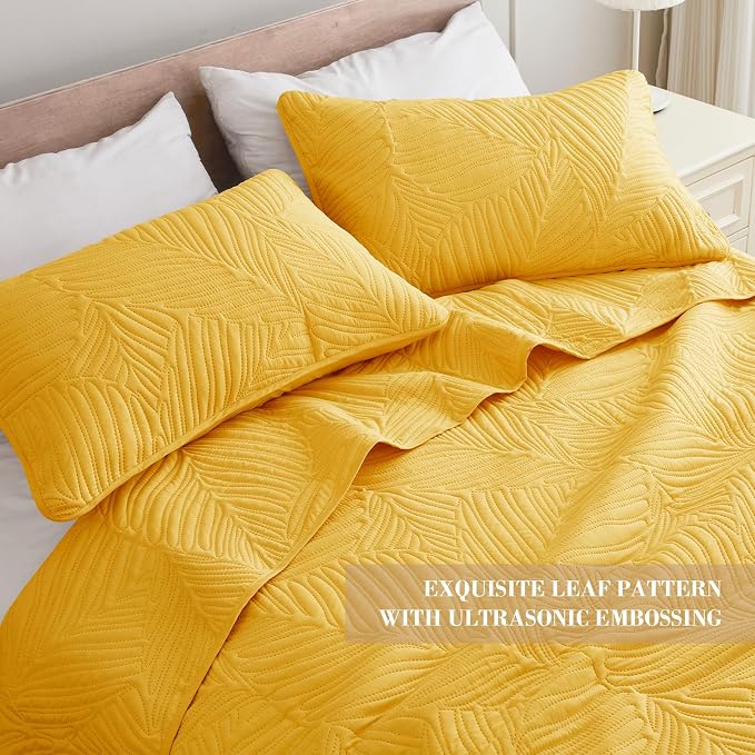 Exclusivo Mezcla California King Quilt Bedding Set, Lightweight Yellow Quilts - Image 3
