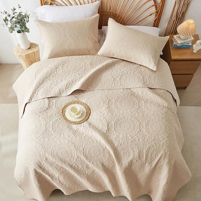 WURUIBO Beige Quilt Set Queen Size, Embossing Microfiber Full Bedspreads - Image 8