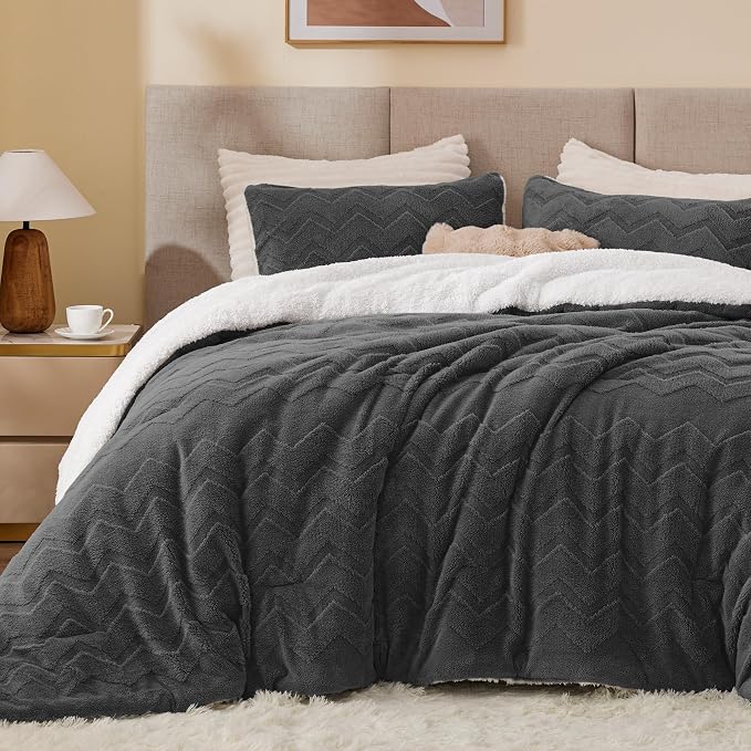 BEDELITE Fluffy King Size Comforter Set - Image 2