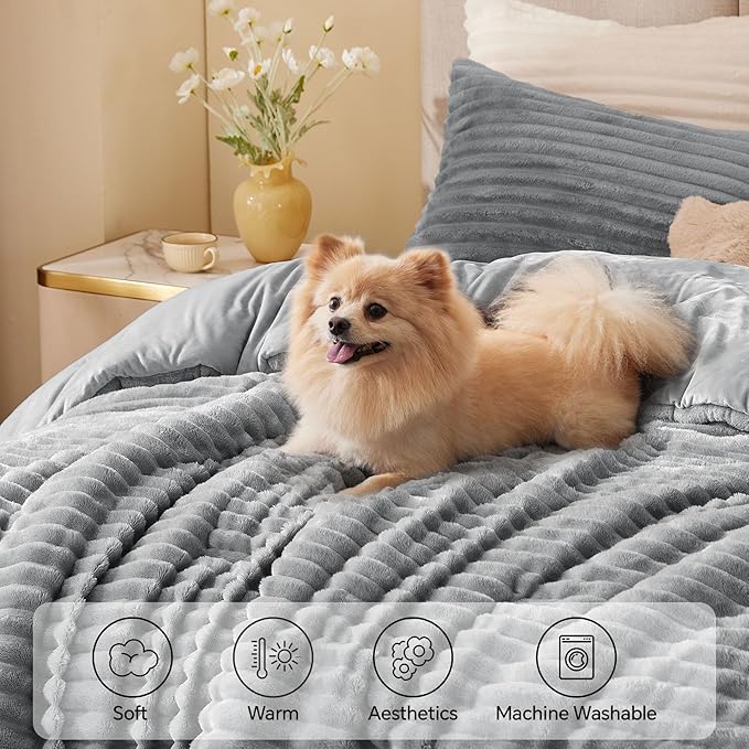 BEDELITE Fleece Full Comforter Set -Super Soft & Warm Fluffy Light Grey Bedding - Image 3