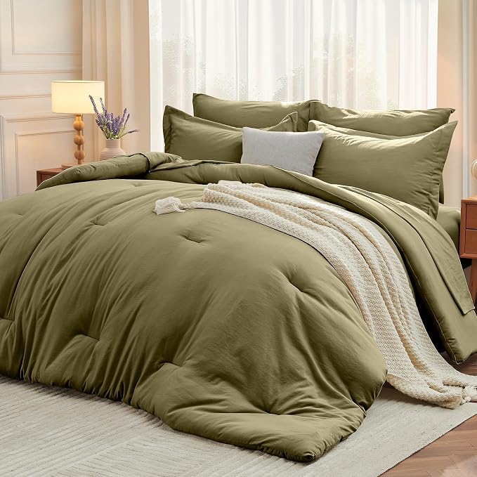 MUXHOMO 7 Pieces King Comforter Set, Soft Bed in a Bag King Size, All Season by MUXHOMO