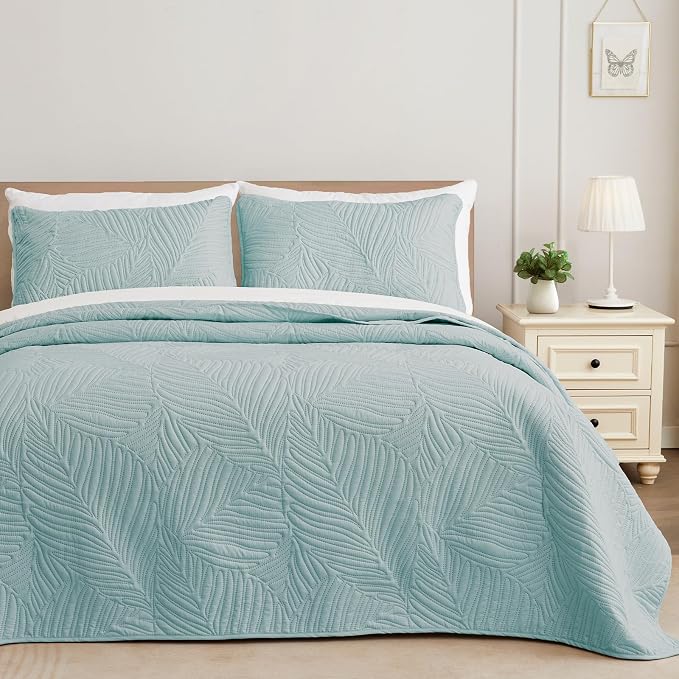 Exclusivo Mezcla King Size Quilt Bedding Set, Lightweight Aqua Blue Quilts King by ExclusivoMezcla