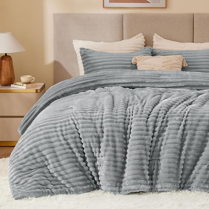 BEDELITE Fleece King Comforter Set -Super Soft & Warm Fluffy Light Grey Bedding by BEDELITE