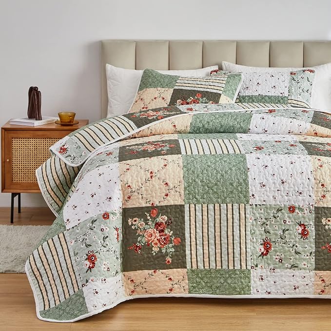 Patchwork Quilt Set Full/Queen Size, 3 Pieces Green Floral Plaid Summer - Image 3