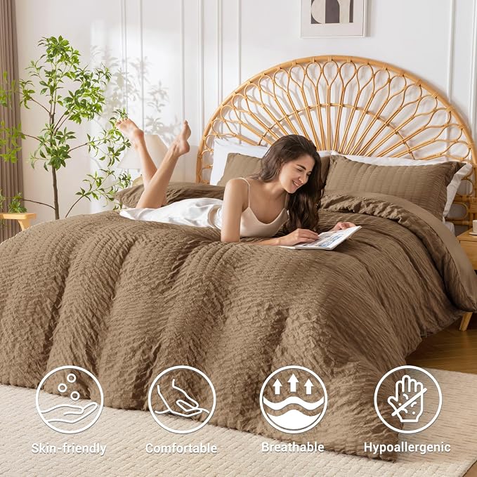 HYMOKEGE Brown Duvet Cover King Size, Ultra Soft 3-Piece Seersucker Duvet Cover - Image 2