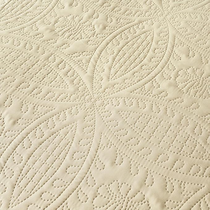 akkialla King Quilt Bedding Set, Lightweight Soft Bedspread Coverlet, Modern - Image 7