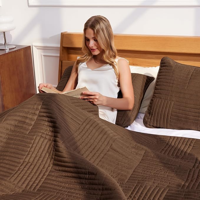 Whale Flotilla Ultra Soft King Quilt Bedding Set, Lightweight Microfiber Brown - Image 3