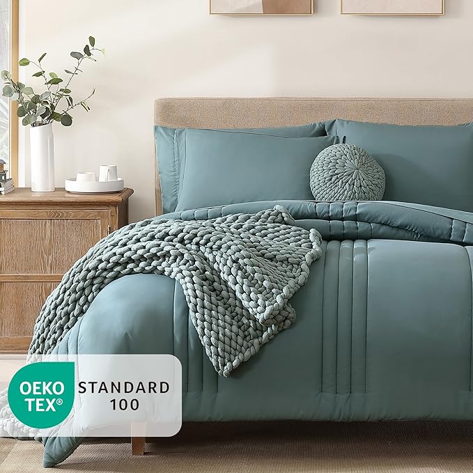 Monbix Full Comforter Set - Image 2