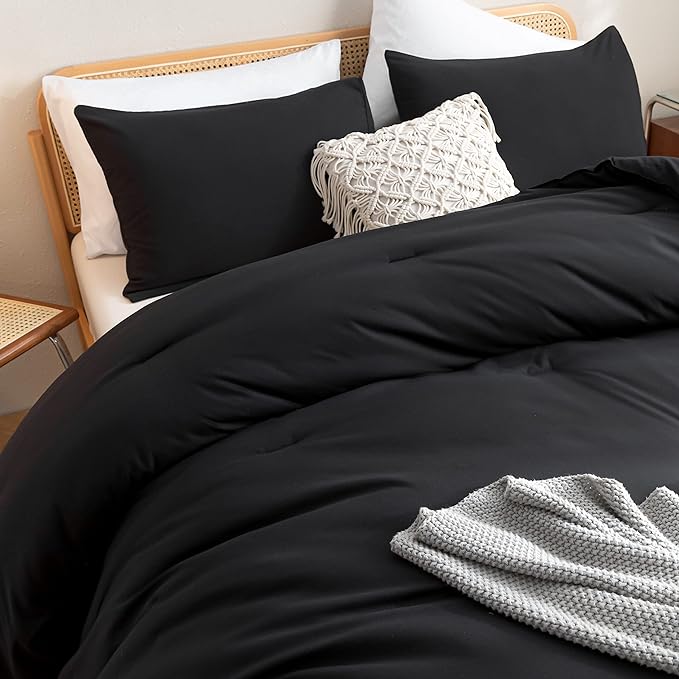 ROSGONIA Oversized King Comforter Black by ROSGONIA