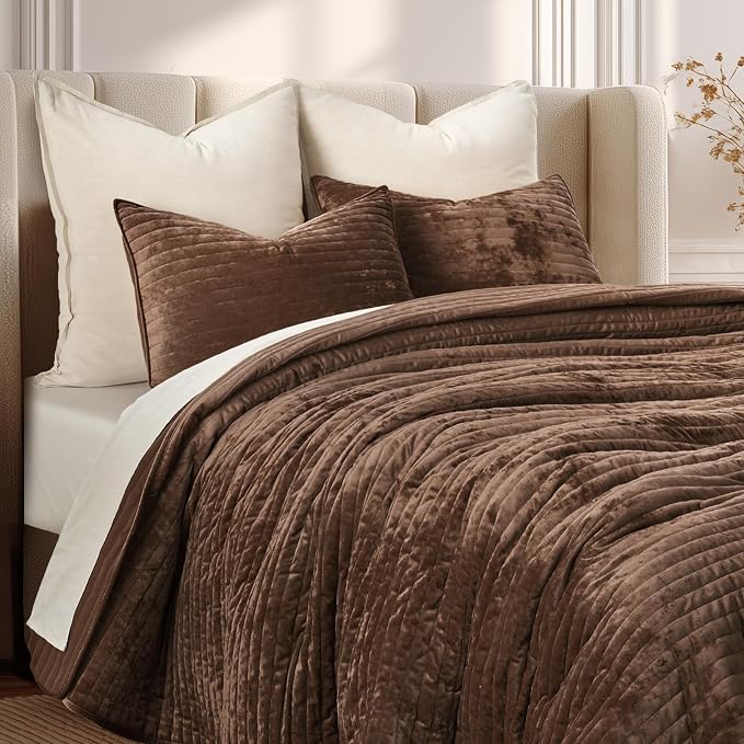 EVERGRACE Velvet Quilt Set Queen Size, Luxurious Soft Striped Channel Bedding - Image 4