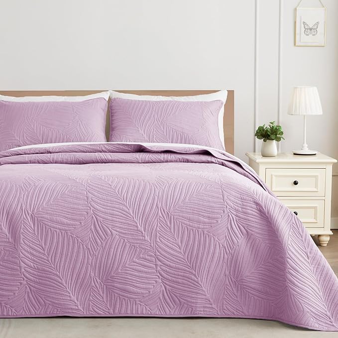 Exclusivo Mezcla Queen Quilt Bedding Set, Lightweight Lilac Quilts Queen Full by ExclusivoMezcla