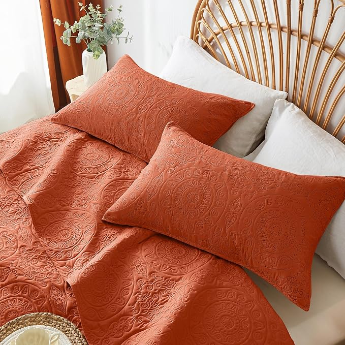 WURUIBO Burnt Orange Quilt Set Twin Size, Embossing Microfiber Bedspreads - Image 4