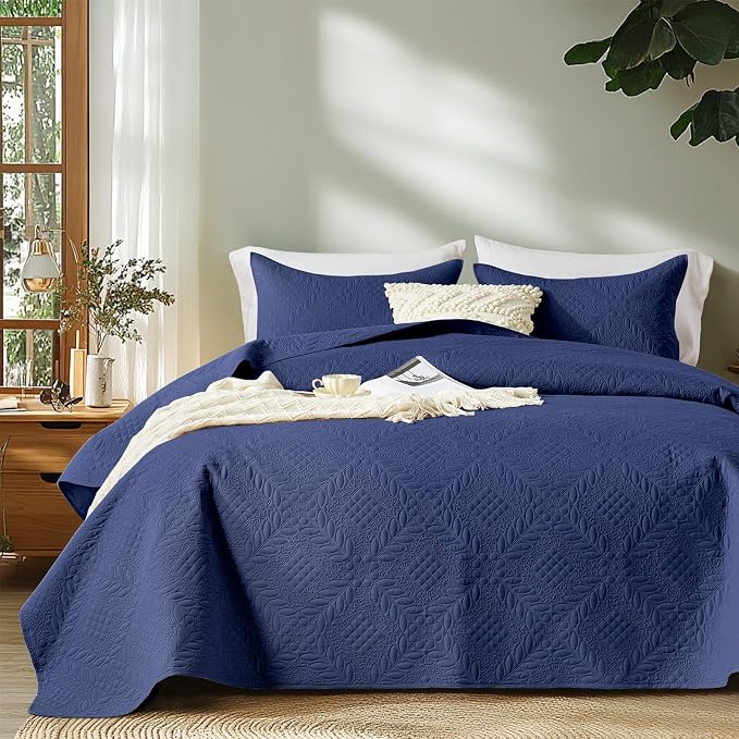 FLYMME Twin Quilt Bedding Set, Vintage Olive Leaf Design Bedspread Bed Coverlet by FLYMME