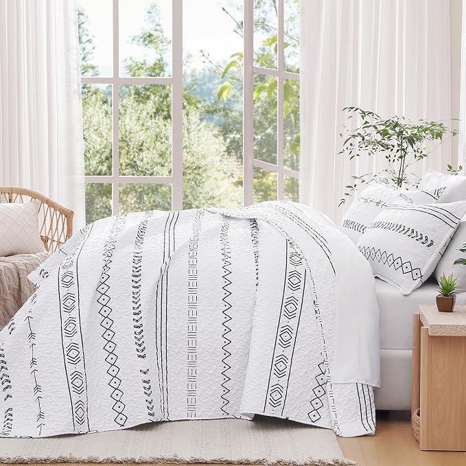 Andency White Oversized Super King Quilt Set, 3 Pieces Boho Lightweight Soft - Image 7