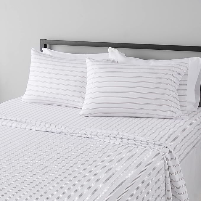 Amazon Basics Lightweight Breathable Brushed Microfiber 4-Piece Bed Sheet Set by AmazonBasics