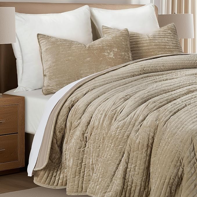 EVERGRACE Velvet Quilt Set Queen Size, Luxurious Soft Striped Channel Bedding - Image 4