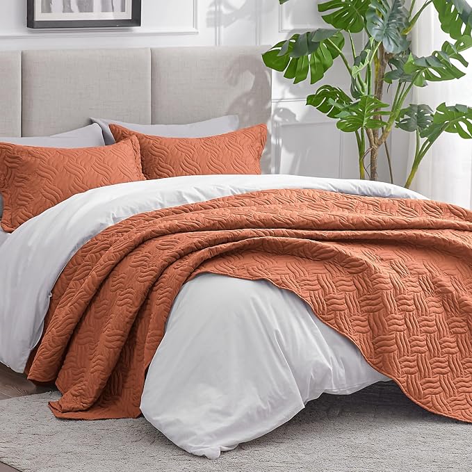 Love's cabin California King Size Quilt Bedding Set Umber Bedspread - Image 2