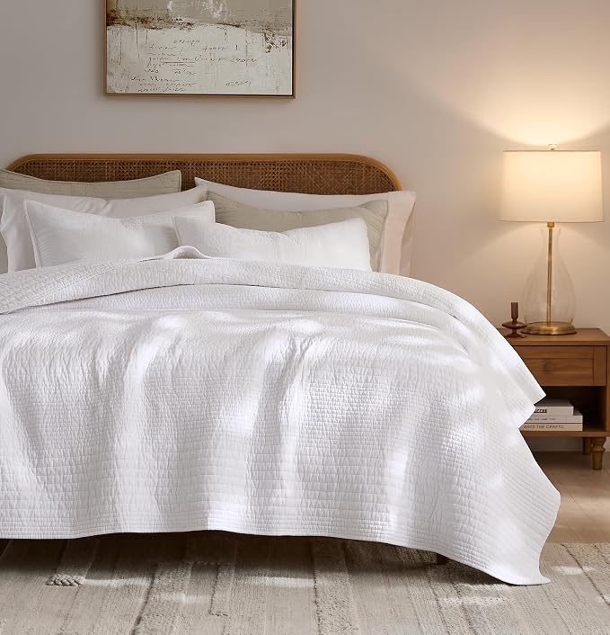 palassio Striped White 100% Cotton Quilt California Cal King Size Bedding Sets by PALASSIO