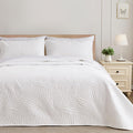 Exclusivo Mezcla California King Quilt Bedding Set, Lightweight White Quilts by ExclusivoMezcla