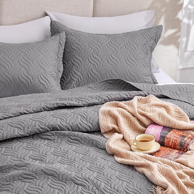 Love's cabin King Size Quilt Bedding Set Grey Bedspreads - Image 7