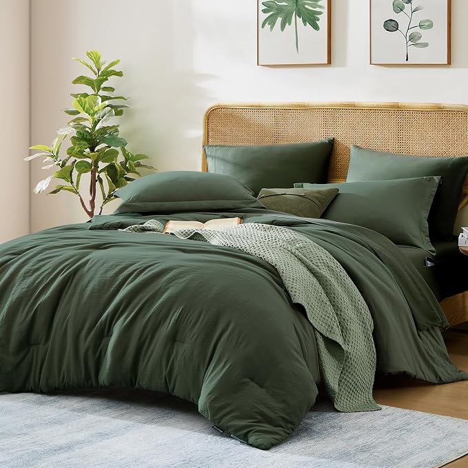 WRENSONGE Oversize King Size Comforter Set- 7 Pieces Deep Green Bed in a Bag - Image 2