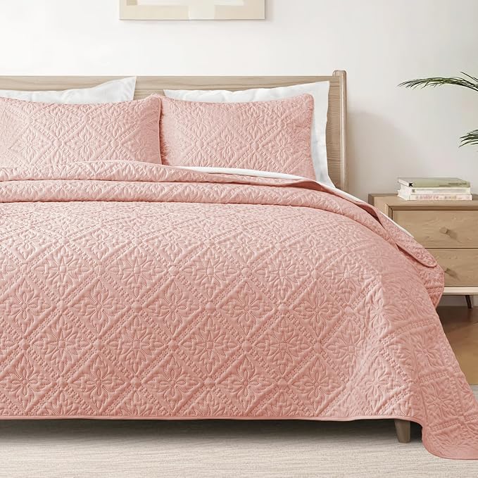 Exclusivo Mezcla Queen Quilt Bedding Set, Lightweight Soft Bedspreads Coverlets by ExclusivoMezcla