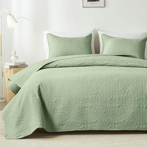 akkialla Quilts Queen Size, Sage Green Ultrasonic Full/Queen Quilt Set by akkialla