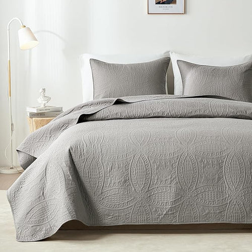 akkialla King Quilt Bedding Set, Lightweight Soft Bedspread Coverlet, Modern by akkialla