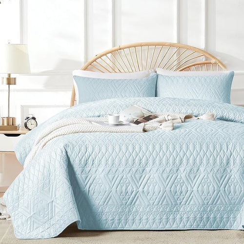 akkialla Twin Size Quilt Bedding Set, Sky Blue Lightweight Microfiber Soft by akkialla