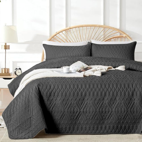 akkialla Twin Size Quilt Bedding Set, Modern Style Geoetric Pattern Coverlet Set by akkialla