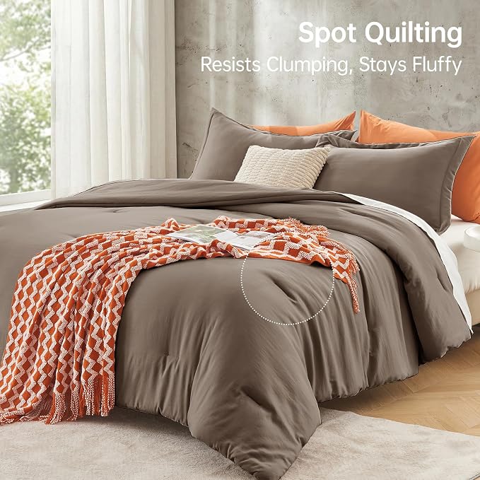 MUXHOMO Queen Comforter Set, All Season Ultra Soft Down Alternative Bedding - Image 5